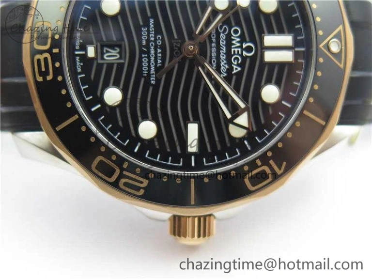 2018 Seamaster Diver 300M SS RG VSF 1:1 Best Edition RG Bezel Black Dial on Black Rubber Strap A8800