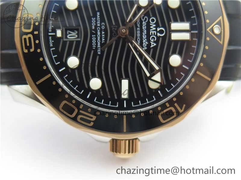 2018 Seamaster Diver 300M SS RG VSF 1:1 Best Edition RG Bezel Black Dial on Black Rubber Strap A8800
