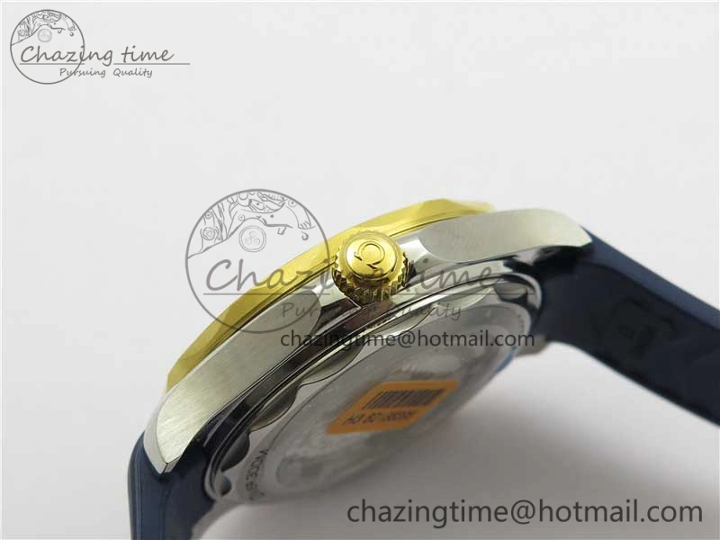 2018 Seamaster Diver 300M SS YG VSF 1:1 Best Edition YG Bezel Blue Dial on Blue Rubber Strap A8800