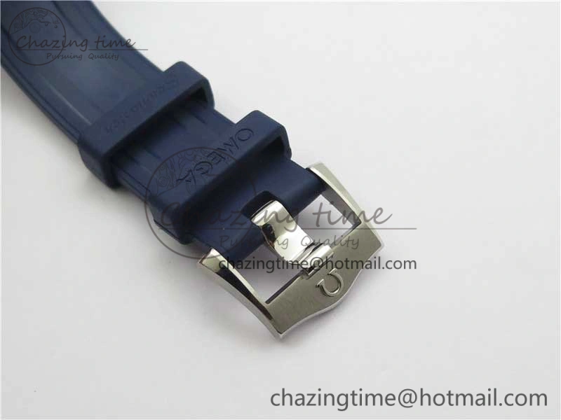2018 Seamaster Diver 300M SS YG VSF 1:1 Best Edition YG Bezel Blue Dial on Blue Rubber Strap A8800