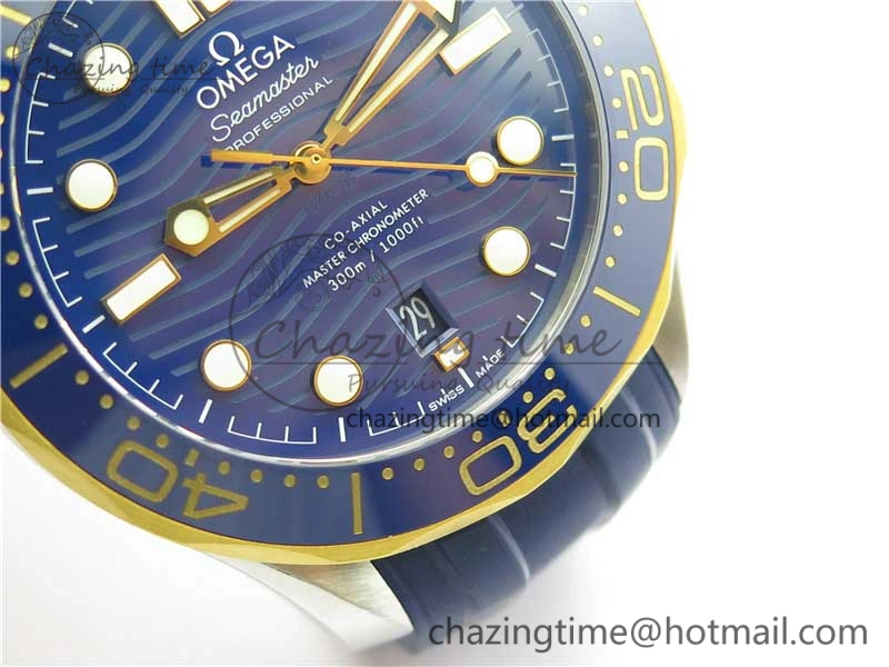 2018 Seamaster Diver 300M SS YG VSF 1:1 Best Edition YG Bezel Blue Dial on Blue Rubber Strap A8800
