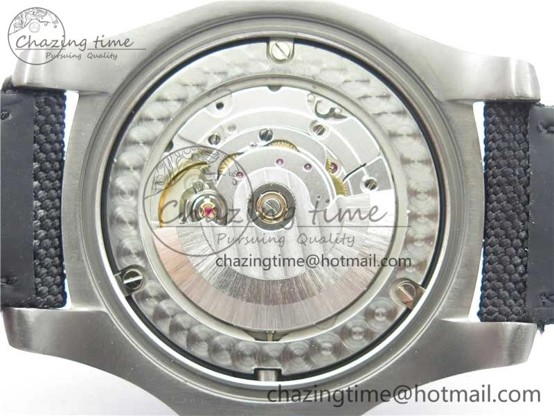 AVENGER Boutique Edition V17310 Dia Bezel Ti DLC 1:1 Best Edition Yellow Dial on Nylon Strap A2824