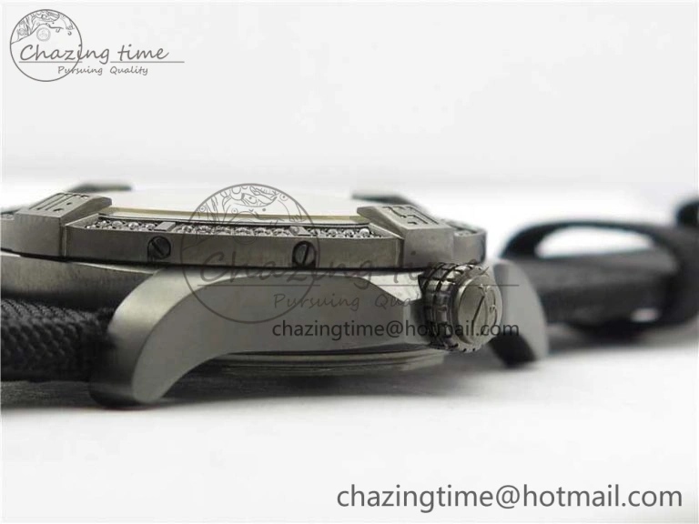 AVENGER Boutique Edition V17310 Dia Bezel Ti DLC 1:1 Best Edition Yellow Dial on Nylon Strap A2824
