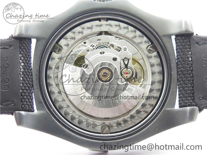 AVENGER Boutique Edition V17310 Ti DLC 1:1 Best Edition Black CF Dial on Nylon Strap A2824