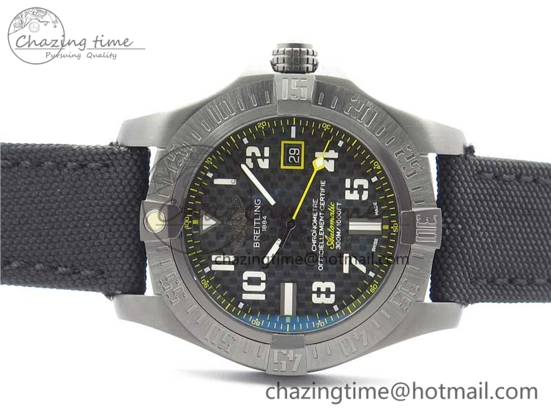 AVENGER Boutique Edition V17310 Ti DLC 1:1 Best Edition Black CF Dial on Nylon Strap A2824