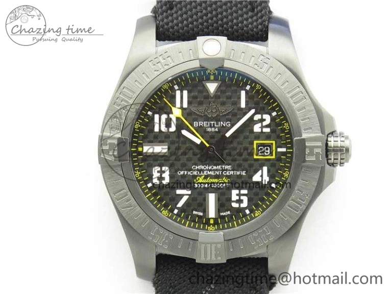 AVENGER Boutique Edition V17310 Ti DLC 1:1 Best Edition Black CF Dial on Nylon Strap A2824