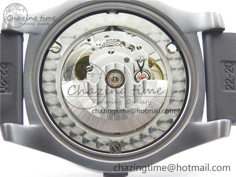 AVENGER Boutique Edition V17310 Ti DLC 1:1 Best Edition Yellow Dial on Rubber Strap A2824