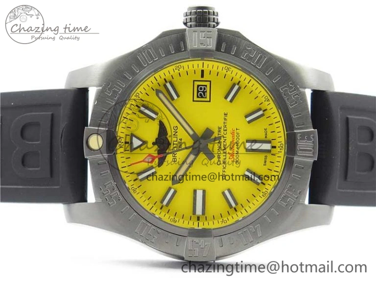 AVENGER Boutique Edition V17310 Ti DLC 1:1 Best Edition Yellow Dial on Rubber Strap A2824