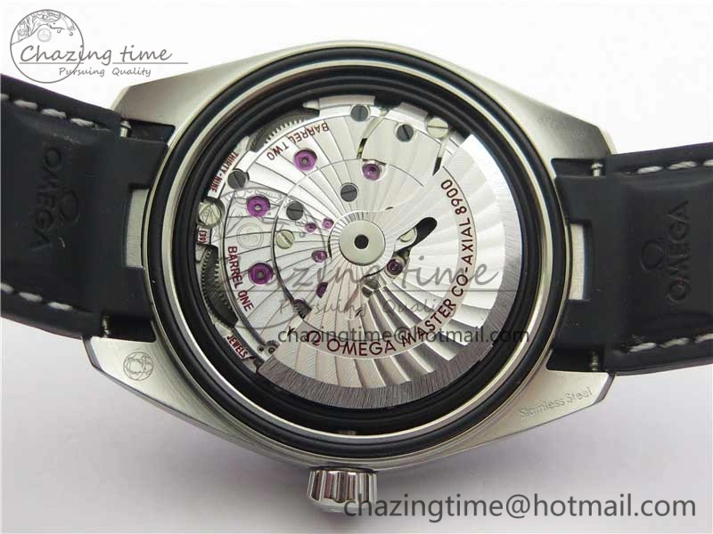 Aqua Terra 150M Master Chronometers VSF 1:1 Best Edition Green Dial on Black Rubber Strap A8900 Super Clone (2 Straps)