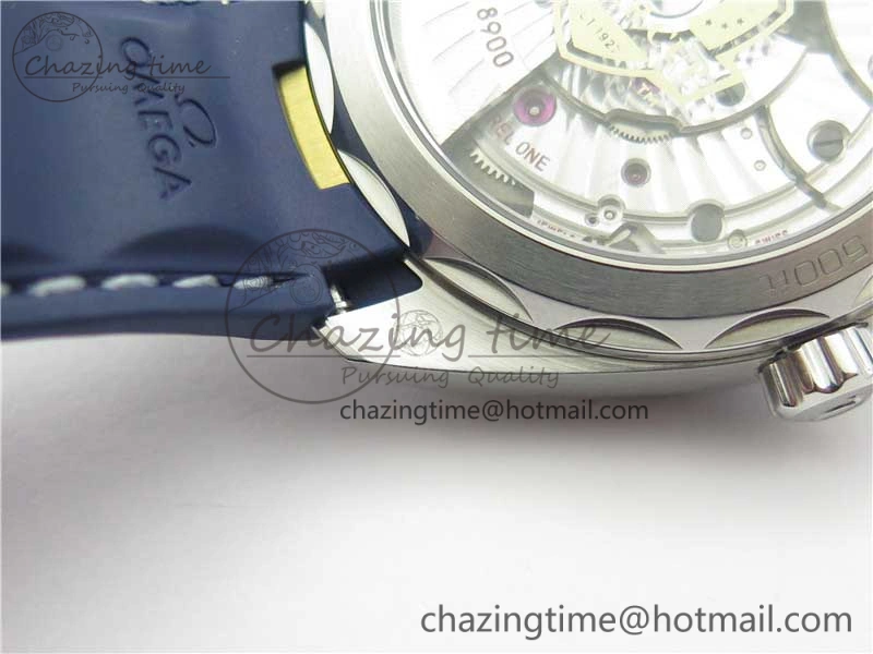 Aqua Terra 150M Master Chronometers VSF 1:1 Best Edition White Dial Gold Hand on Blue Rubber Strap A8900 Super Clone