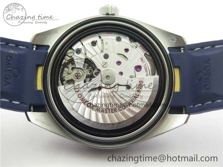 Aqua Terra 150M Master Chronometers VSF 1:1 Best Edition White Dial Gold Hand on Blue Rubber Strap A8900 Super Clone