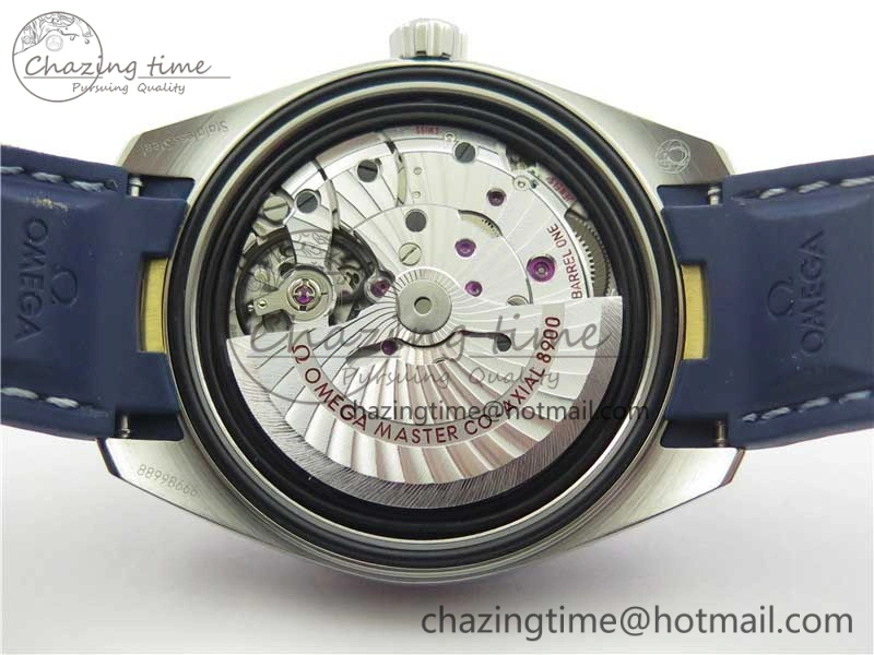 Aqua Terra 150M Master Chronometers VSF 1:1 Best Edition White Dial Gold Hand on Blue Rubber Strap A8900 Super Clone