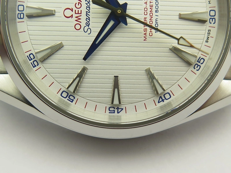 Aqua Terra 150M SS VSF 1:1 Best Edition White Textured Dial Blue Hands On SS Bracelet A8500 Super Clone