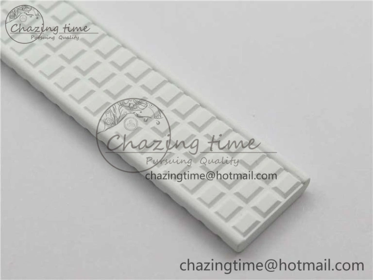 Aquanaut 5067A SS PPF 1:1 Best Edition White Textured Dial on White Rubber Strap AE23 (Free Box)