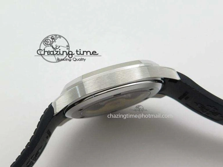 Aquanaut Jumbo V4 SS Black Dial on Black Rubber Strap Best Edition A2824