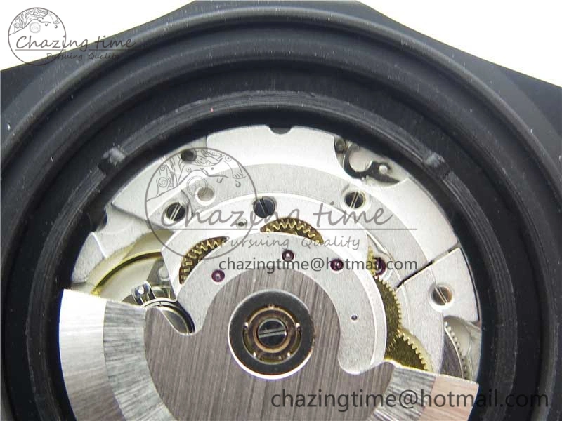 Aquaracer Calibre 5 Gold Carbon TBF 1:1 Best Edition Carbon Dial on Nylon Strap A2824