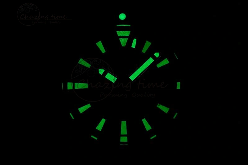 Aquaracer Calibre 5 PVD 41mm TARF 1:1 Best Edition Carbon RG Dial on Black Nylon Strap SW200