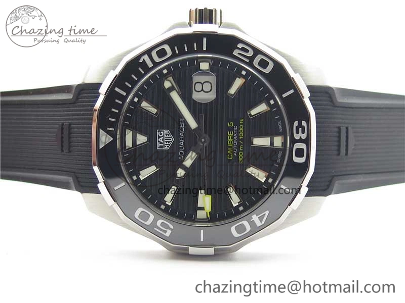 Aquaracer Calibre 5 SS 43mm V6F 1:1 Best Edition Black Dial 2 Yellow Line on Black Rubber Strap A2824