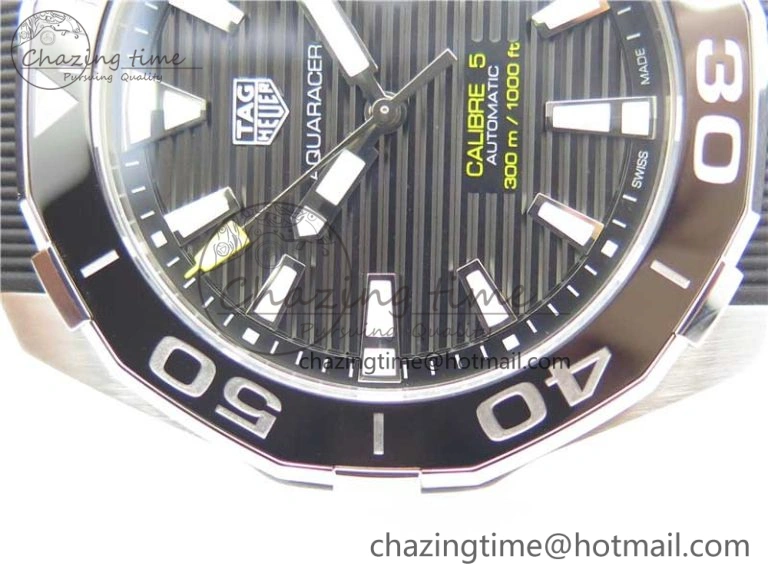 Aquaracer Calibre 5 SS 43mm V6F 1:1 Best Edition Black Dial 2 Yellow Line on Black Rubber Strap A2824
