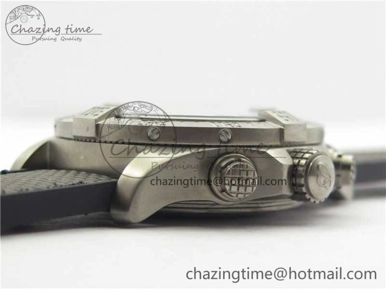 Avenger Bandit Titanium B50 Best Edition Gray Dial on Gray Nylon Strap A7750
