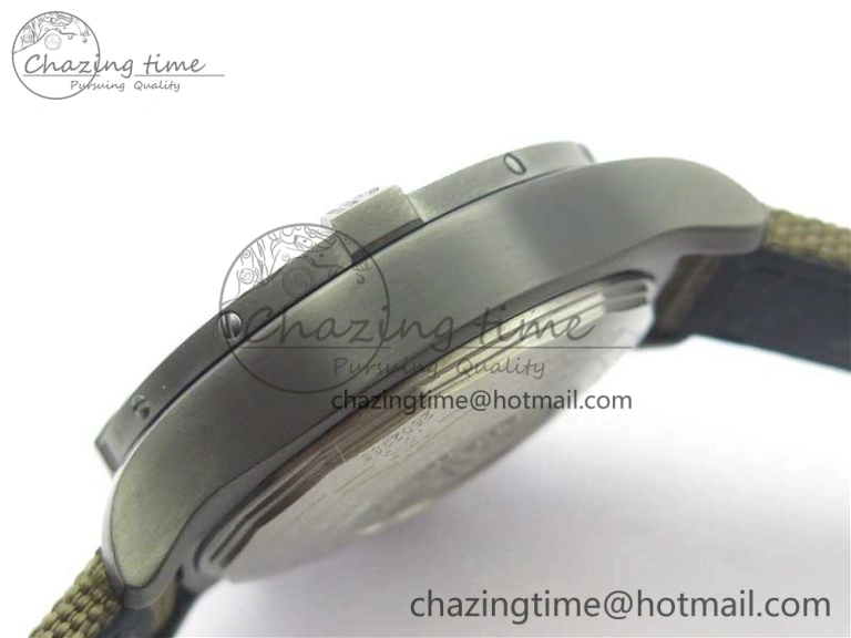 Avenger Bandit Titanium DLC B50 Best Edition Gray Carbon Dial on Green Nylon Strap A7750