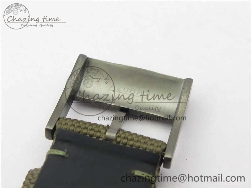 Avenger Bandit Titanium DLC B50 Best Edition Gray Carbon Dial on Green Nylon Strap A7750