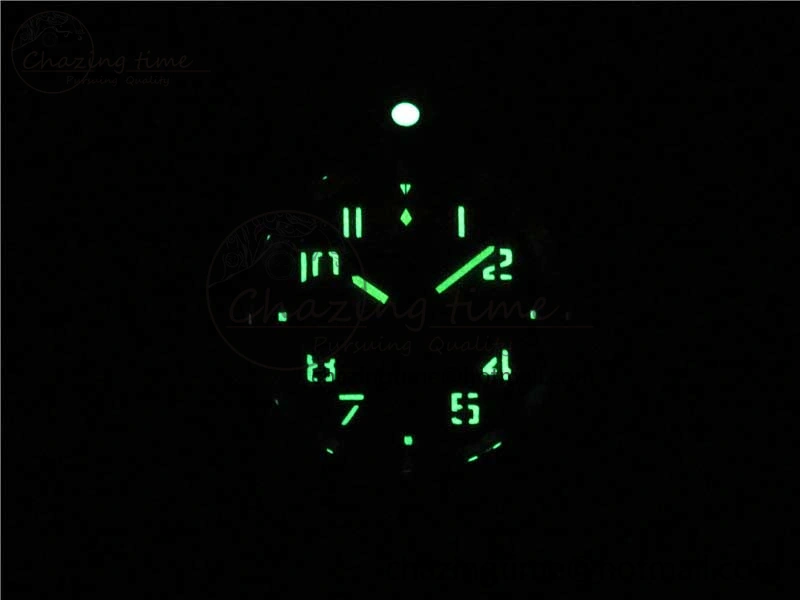 Avenger Bandit Titanium DLC B50 Best Edition Gray Carbon Dial on Green Nylon Strap A7750