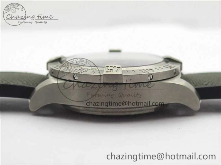 Avenger Bandit Titanium V9F 1:1 Best Edition Gray Dial on Gray Nylon Strap A7750