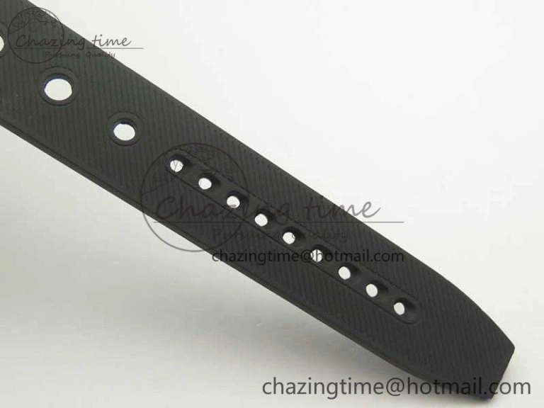 Avenger Blackbird V17311 Ti DLC 1:1 Best Edition Black CF Dial on Rubber Strap A2824