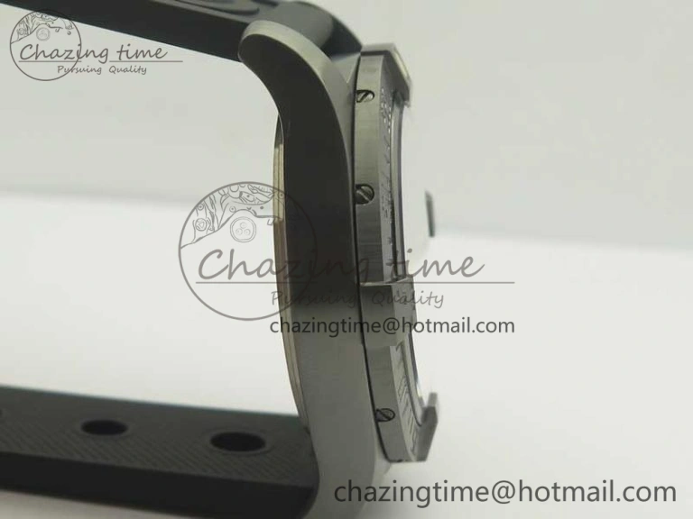 Avenger Blackbird V17311 Ti DLC 1:1 Best Edition Black CF Dial on Rubber Strap A2824