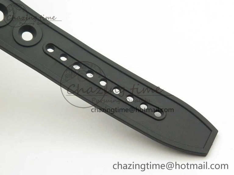 Avenger Blackbird V17311 Ti DLC 1:1 Best Edition Black Dial Diamonds Bezel on Rubber Strap A2824