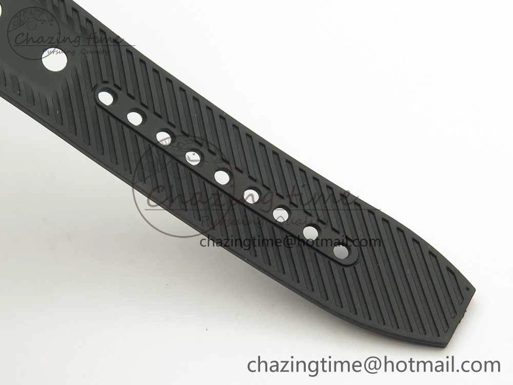 Avenger Blackbird V17311 Ti DLC 1:1 Best Edition Black Dial Diamonds Bezel on Rubber Strap A2824