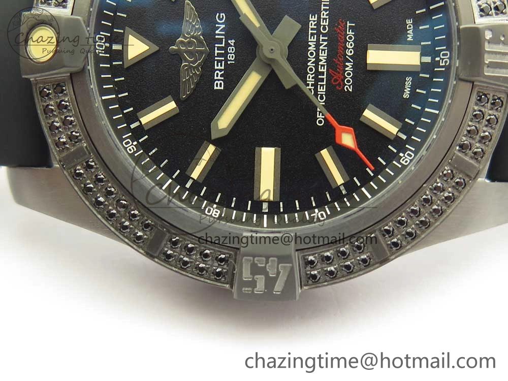 Avenger Blackbird V17311 Ti DLC 1:1 Best Edition Black Dial Diamonds Bezel on Rubber Strap A2824