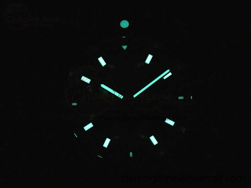 Avenger Chronograph 43mm SS B12F Best Edition Blue Dial on SS Bracelet A7750