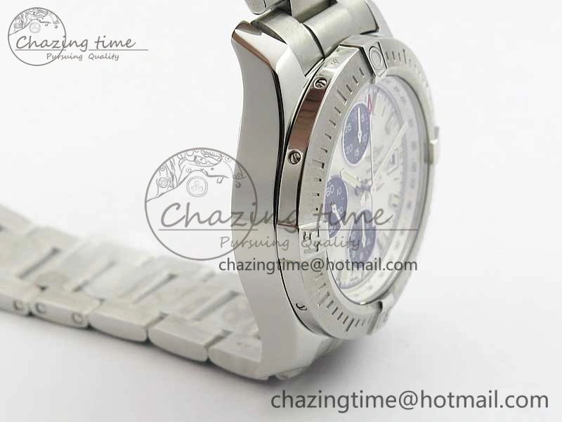 Avenger Chronograph 43mm SS B12F Best Edition White Dial on SS Bracelet A7750