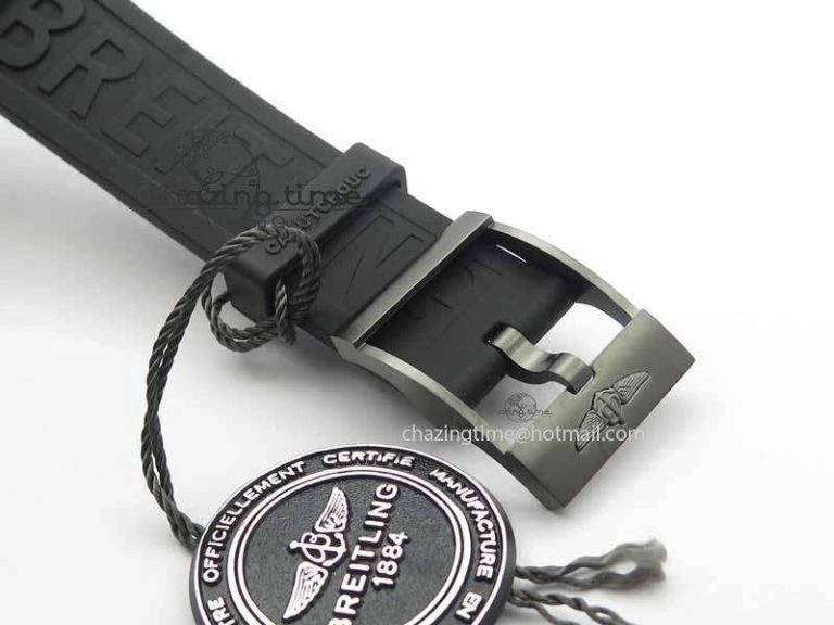 Avenger GMT DLC GF Best Edition Black Sticks Marker Dial On Rubber Strap A2836