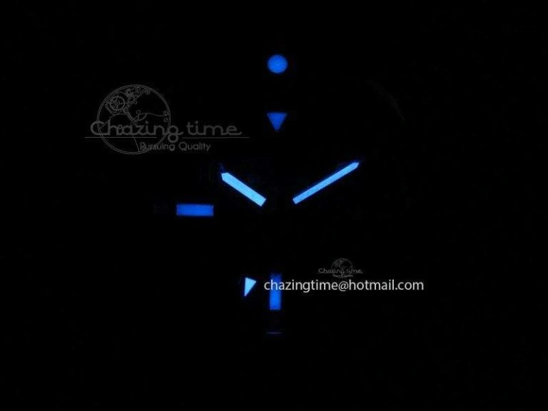 Avenger II GMT SS Black Dial Arabic Numerals Markers On Leather Strap A2836