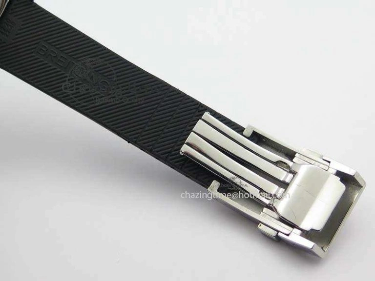 Avenger II GMT SS Black Dial On Rubber Strap A2836