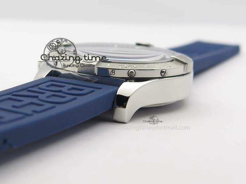 Avenger II GMT SS Blue Dial On Blue Rubber Strap A2836
