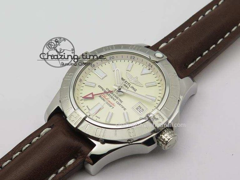 Avenger II GMT SS Cream Dial On Brown Leather Strap A2836