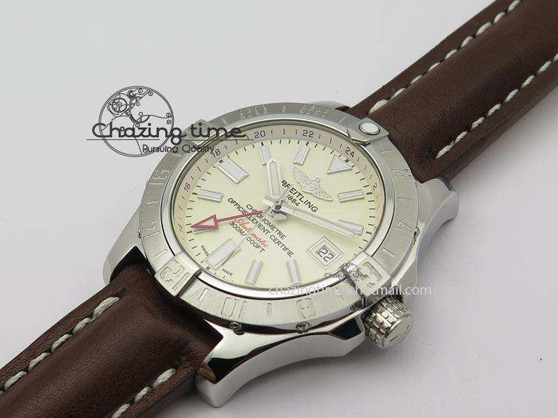 Avenger II GMT SS Cream Dial On Brown Leather Strap A2836