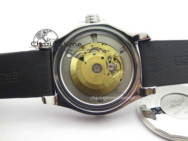 Avenger II GMT SS Cream Dial On Rubber Strap A2836
