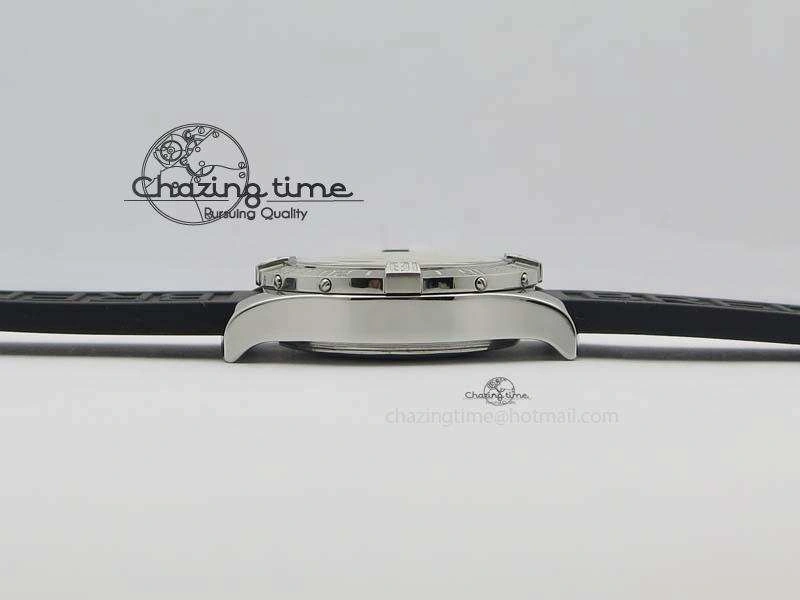 Avenger II GMT SS Cream Dial On Rubber Strap A2836
