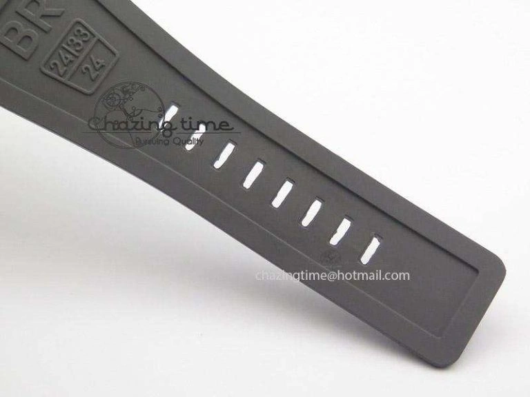 BR 03-92 42mm Commando 1:1 Best Edition On Grey Rubber Strap Miyota 9015