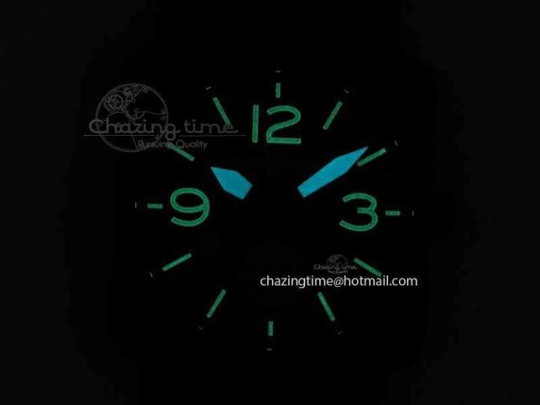 BR 03-92 DLC Black Dial GIGN 42.5mm on Rubber Strap MIYOTA 9015 V2