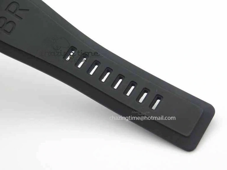 BR 03-92 DLC Black Dial GIGN 42.5mm on Rubber Strap MIYOTA 9015 V2