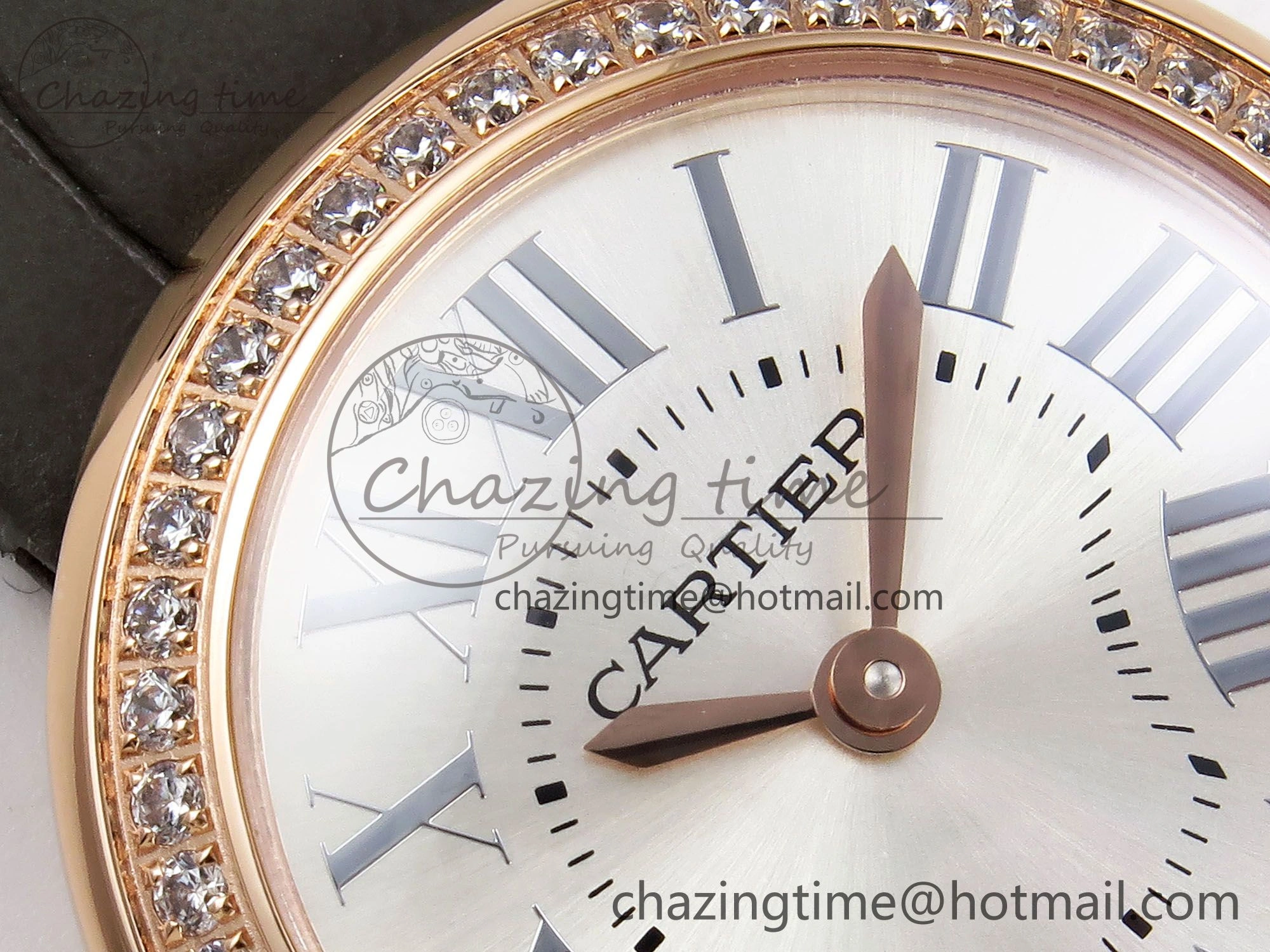 Ballon Blanc De Cartier 30mm RG DRF 1:1 Best Edition Silvered Texture Dial Diamonds Bezel on Green Leather Strap Ronda Quartz