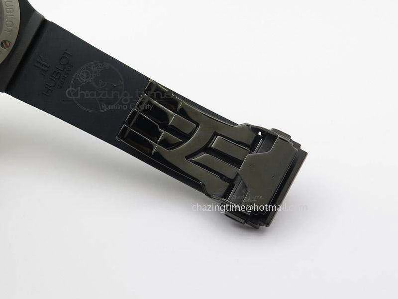 Big Bang 44mm Full Ceramic Evolution Ice Bang on Rubber Strap