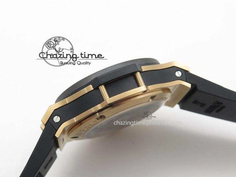 Big Bang 44mm Rose Gold Ceramic 2011 on Black Rubber Strap