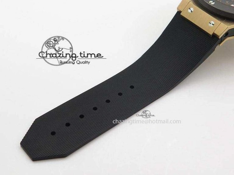 Big Bang 44mm Rose Gold Ceramic 2011 on Black Rubber Strap